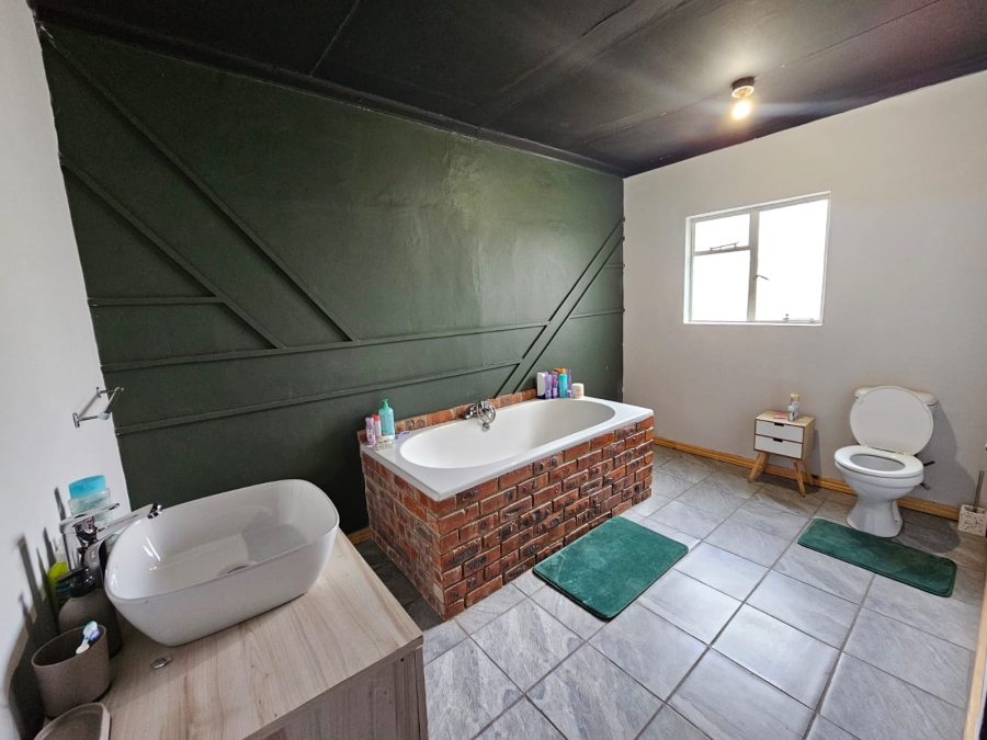 To Let 3 Bedroom Property for Rent in Riebeeckstad Free State